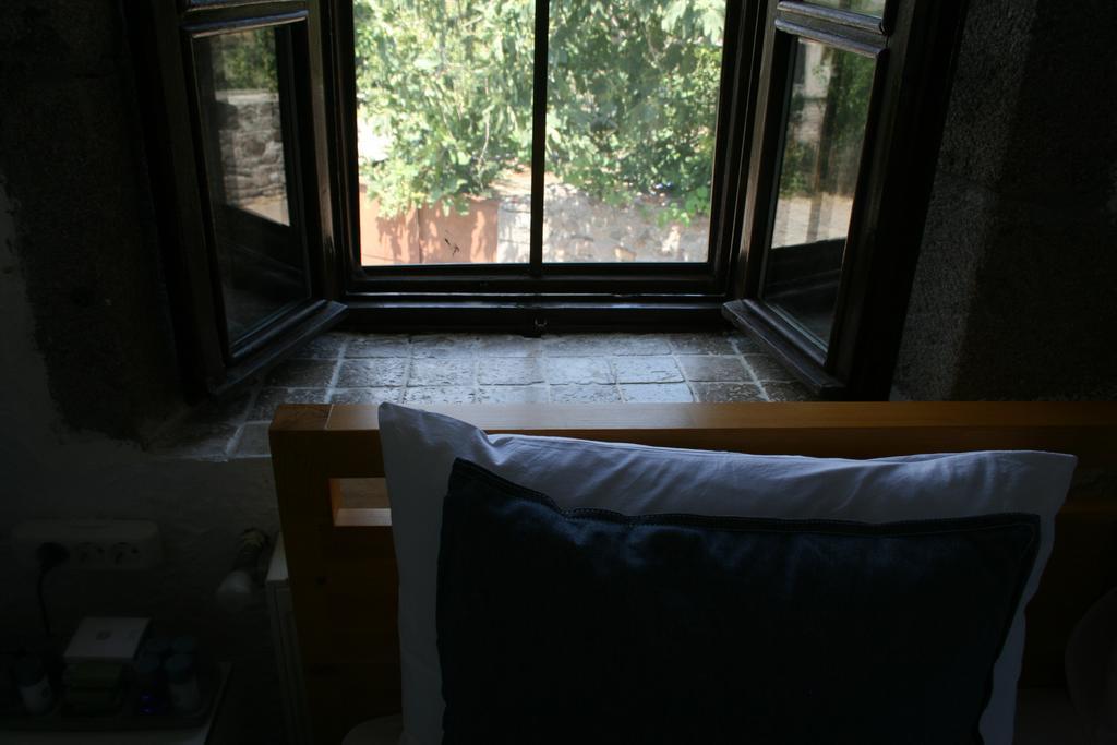 Assos Bohemian Hotel Luaran gambar
